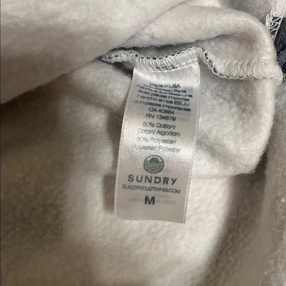Sundry Sweatshirt perfect condition - Picture 4 of 5